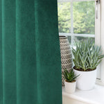 Charger l&#39;image dans la galerie, McAlister Textiles Matt Emerald Velvet Curtains Tailored Curtains 
