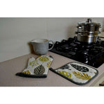 Charger l&#39;image dans la galerie, McAlister Textiles Magda Yellow Cotton Print Oven Mitt Kitchen Accessories 

